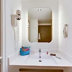 Hotel Ibis Styles Paris Charles De Gaulle Airport 3*